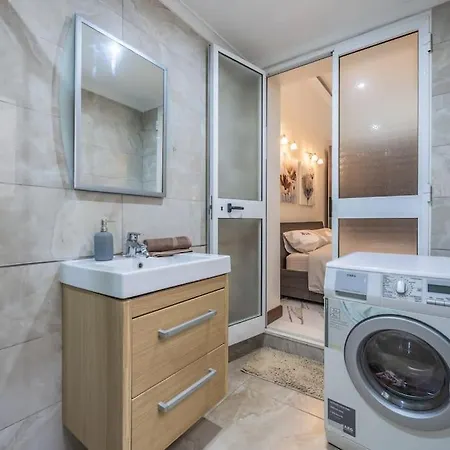 Apartment Seafront In Ta'xbiex *