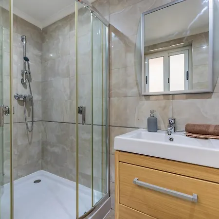 Seafront In Ta'xbiex *