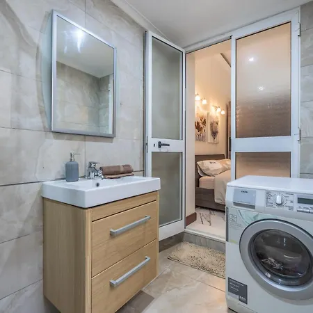 Appartement Seafront In Ta'xbiex