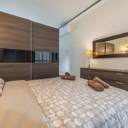 Seafront In Ta'xbiex Appartement Msida