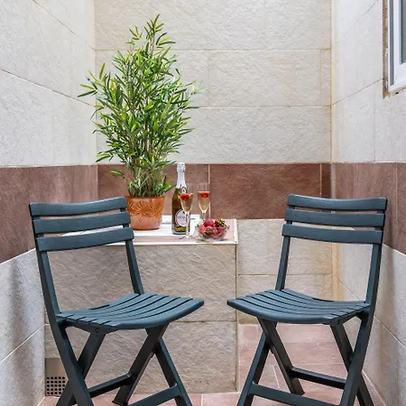 Appartement Seafront In Ta'xbiex *