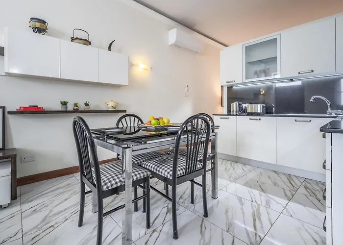 Lejlighed Seafront In Ta'xbiex